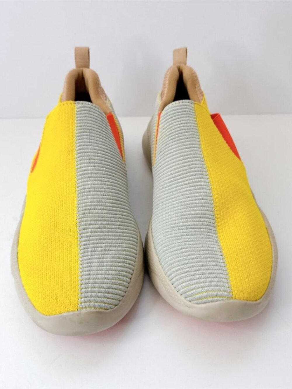 Size 10.5  UIN Knit Slip-On Shoes Women’s Yellow Gray Lightweight Comfort Flats